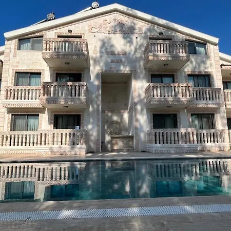 Kalender Suits Apartament *